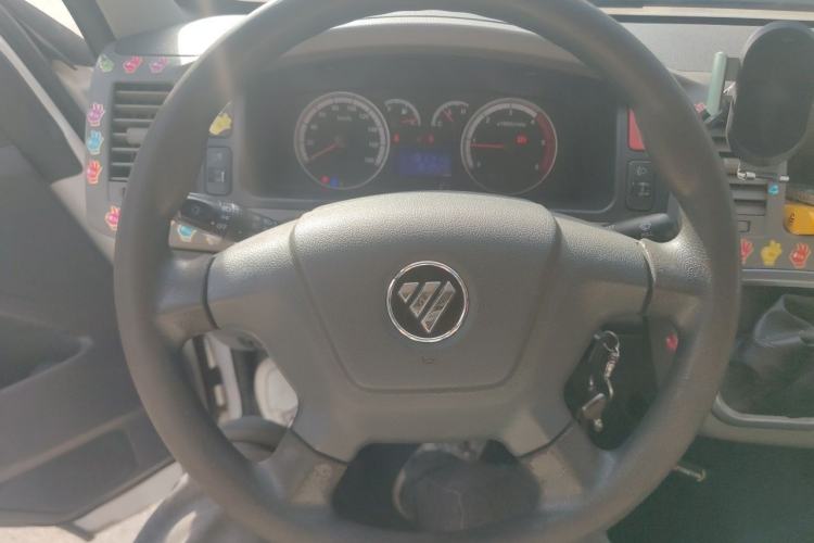 Used Foton Scenic G9 2020 2.8T Diesel Commercial Version Long Wheelbase High Roof 2-Seater Van 4J28TC3 Steering Wheel