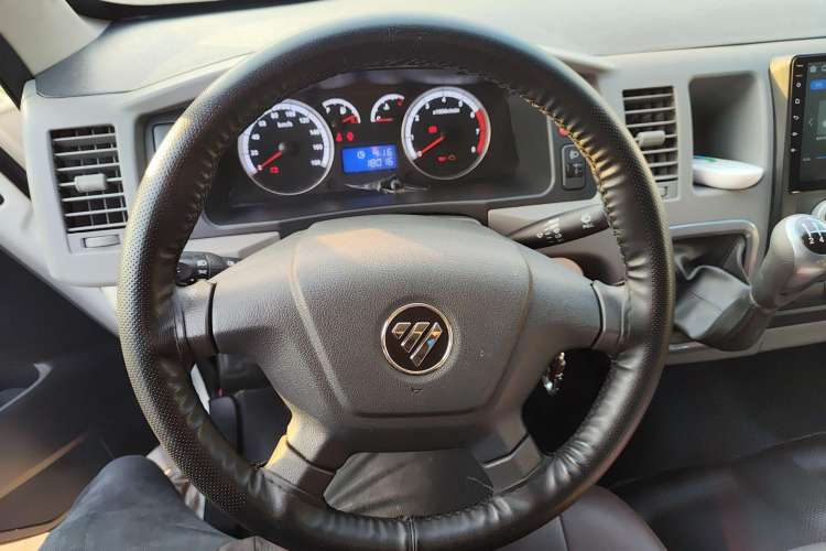Used Foton Scenic G9 2020 2.4L Commercial Version Long Wheelbase High-Roof 9-Seater Business Vehicle China VI Emission Standard Model 4K22D4M Steering Wheel