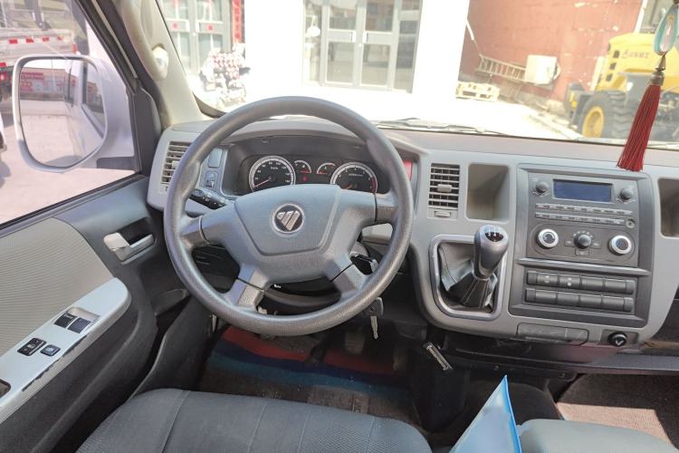 Used Foton Scenic G9 2020 2.4L Commercial Version Long Wheelbase High-Roof 9-Seater Business Vehicle China VI Emission Standard Model 4K22D4M Steering Wheel