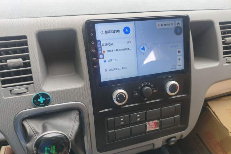 Used Foton Scenic G9 2021 2.4L Gasoline Commercial Version Long Wheelbase High-Roof 5-Seater Van 4K22D4M Audio And AC Panel