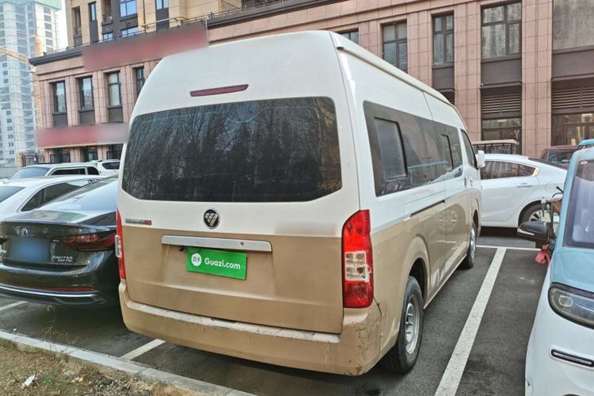 Used Foton Scenic G9 2021 2.4L Gasoline Commercial Version Long Wheelbase High Roof 6-Seater with Clear Windows Model 4K22D4M Exterior 5