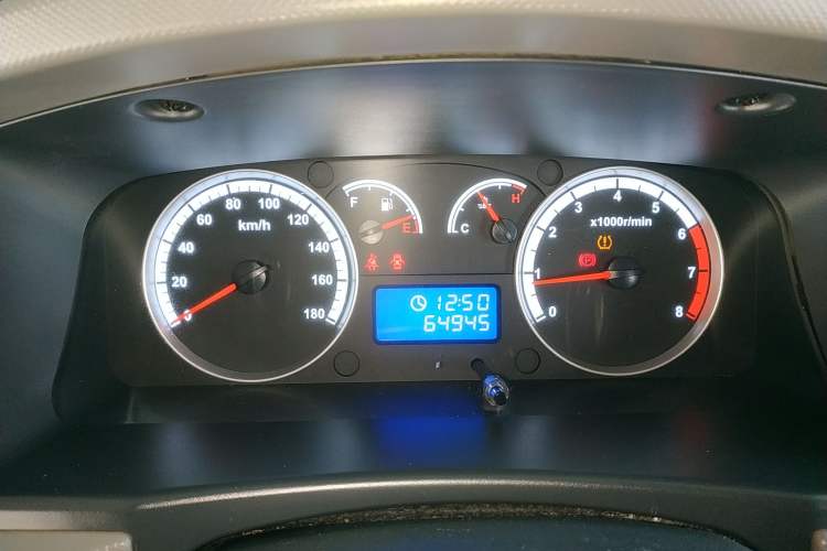 Used Foton Scenic G9 2021 2.4L Gasoline Commercial Version Long Wheelbase High Roof 9-Seater with Clear Window 4K22D4M Instrument Cluster