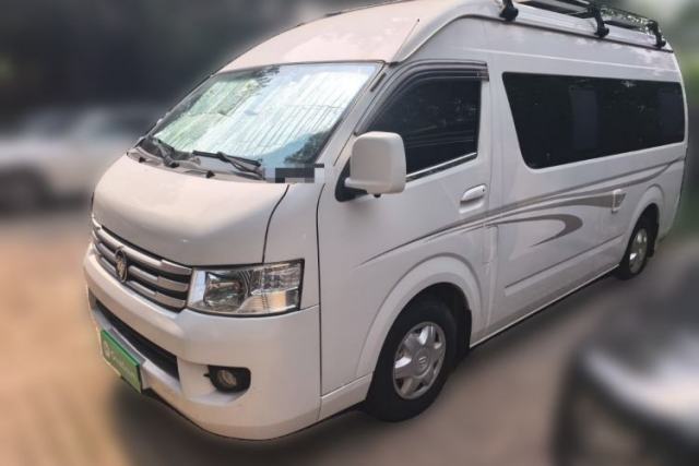 Foton Scenic G9 2.4L long-wheelbase high-roof 6-seat conversion vehicle, nameplate reads “14 seats,” registration lists “6 seats.” usado