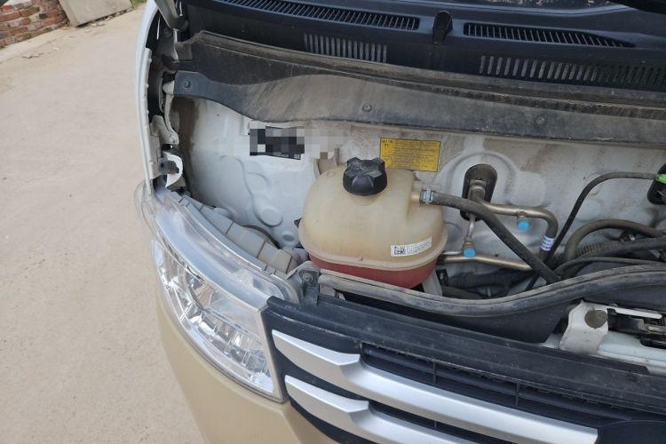 Used Foton Scenic G9  Engine Bay Right