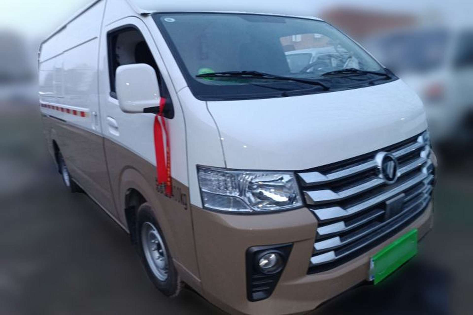 Used Foton Scenic G9 2024 2.4L Gasoline Commercial Version Long Wheelbase High Roof 2-Seater Van – 4K22D4M Front Right 45 Deg