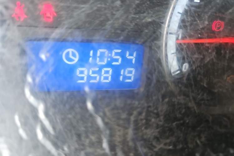 Used Foton Scenic G9  Odometer Close Up