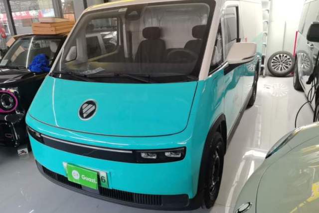 Used Foton Scenic i7 2025 Professional Logistics Short-Wheelbase Front-Wheel Drive CATL 41.86 kWh Premium Edition Flat Roof Single Tire 2 Seats