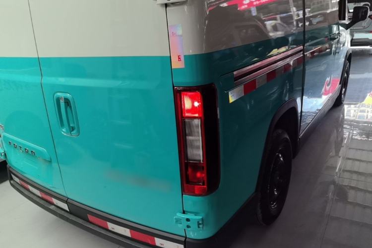 Used Foton Scenic i7 2025 Professional Logistics Short-Wheelbase Front-Wheel Drive CATL 41.86 kWh Premium Edition Flat Roof Single Tire 2 Seats Right Rear Taillight