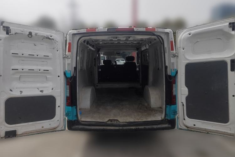 Used Foton Scenic i7 2025 Professional Logistics Short Wheelbase Front-Wheel Drive CATL 41.86 kWh Zhiyuan Version Flat Roof Single Tire 2 Seats Trunk