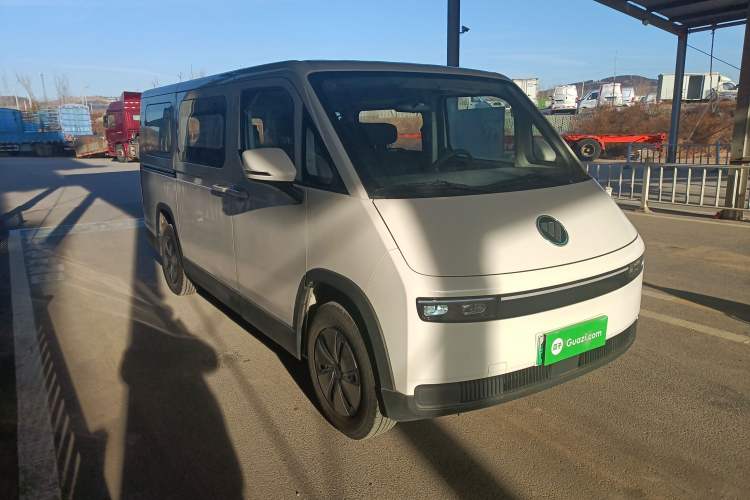 Used Foton Scenic i7 2025 Multi-Purpose Short-Wheelbase Front-Drive Aiyike 51.52kWh Zhiyuan Edition Flat-Roof Single-Tire 6-Seater Exterior 2
