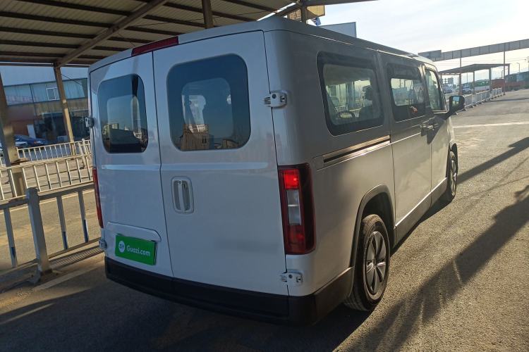 Used Foton Scenic i7 2025 Multi-Purpose Short-Wheelbase Front-Drive Aiyike 51.52kWh Zhiyuan Edition Flat-Roof Single-Tire 6-Seater Exterior 5