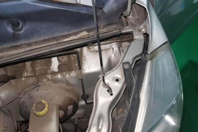 Used Foton Scenic V3 2015 1.0L Base Version LJ465Q Engine Bay Left