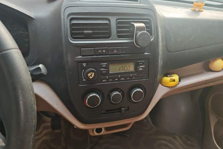 Used Foton Scenic V5 2015 1.2L Standard G12 Audio And AC Panel