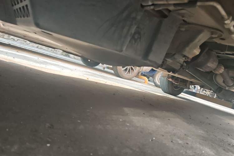 Used Foton Scenic V5 2015 1.2L Standard G12 Chassis Front Left