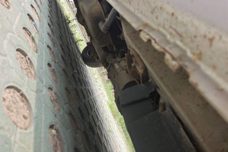 Used Foton Scenic V5 2015 1.2L Standard G12 Chassis Front Right