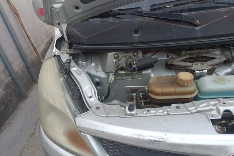 Used Foton Scenic V5 2015 1.2L Standard G12 Engine Bay Right