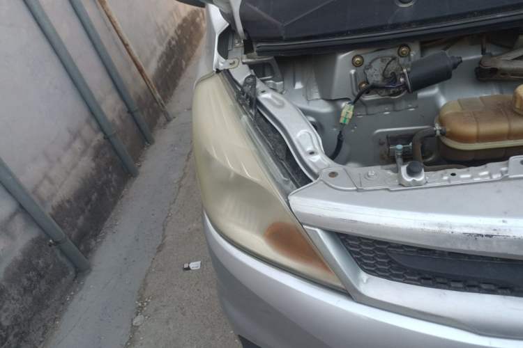 Used Foton Scenic V5 2015 1.2L Standard G12 Right Front Headlight