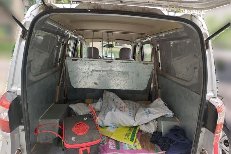 Used Foton Scenic V5 2015 1.2L Standard G12 Trunk