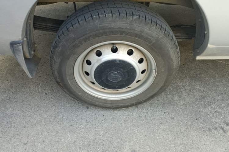 Used Foton Skyworth EV6 2023 Fast and Slow Charging Version Exterior 5