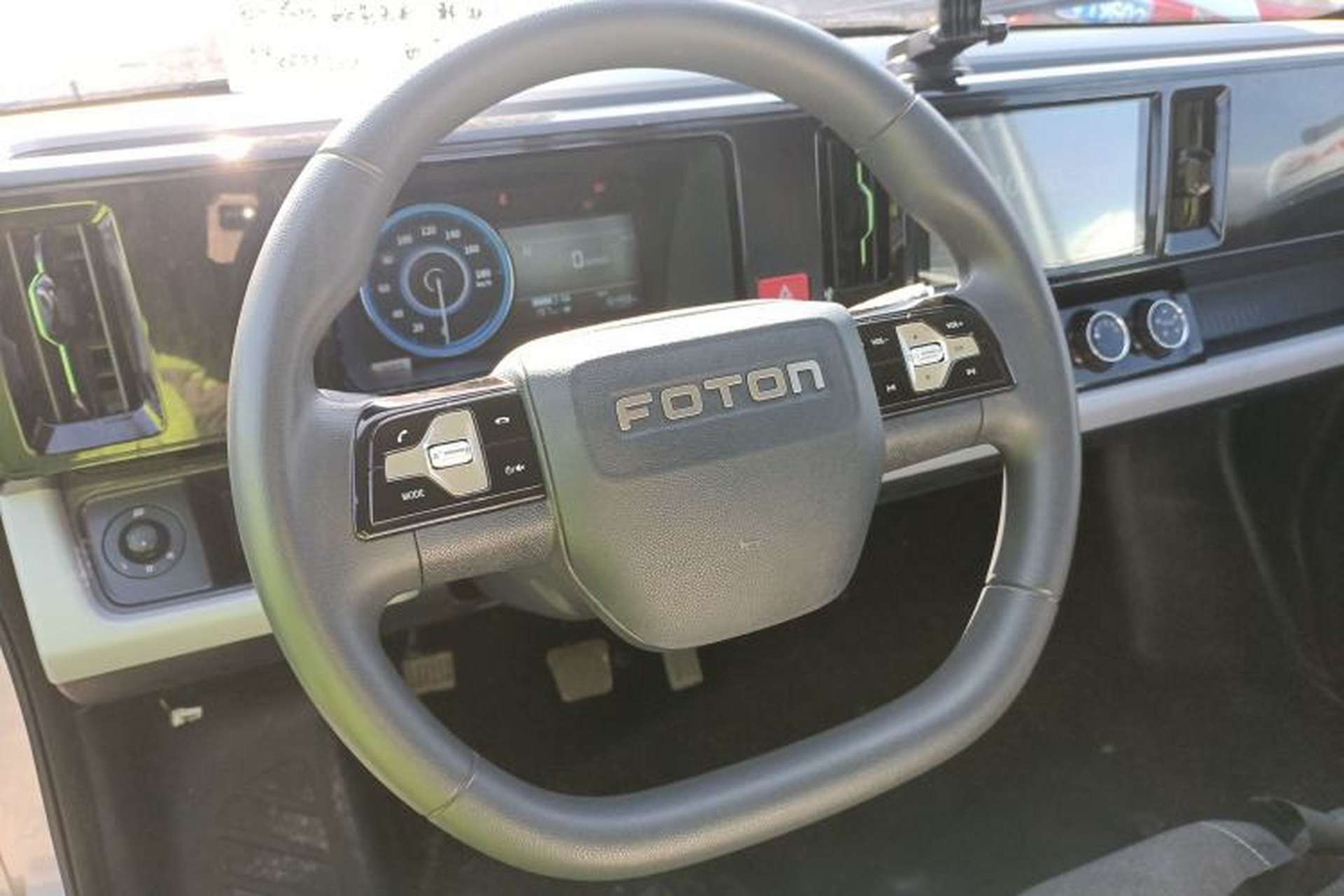 Used Foton Skyworth EV6 2023 Fast-Charging Version Steering Wheel