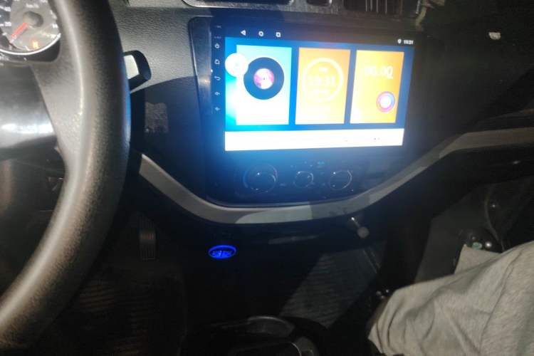 Used Foton Skyworth EV6 2023 Fast and Slow Charging Version Audio And AC Panel