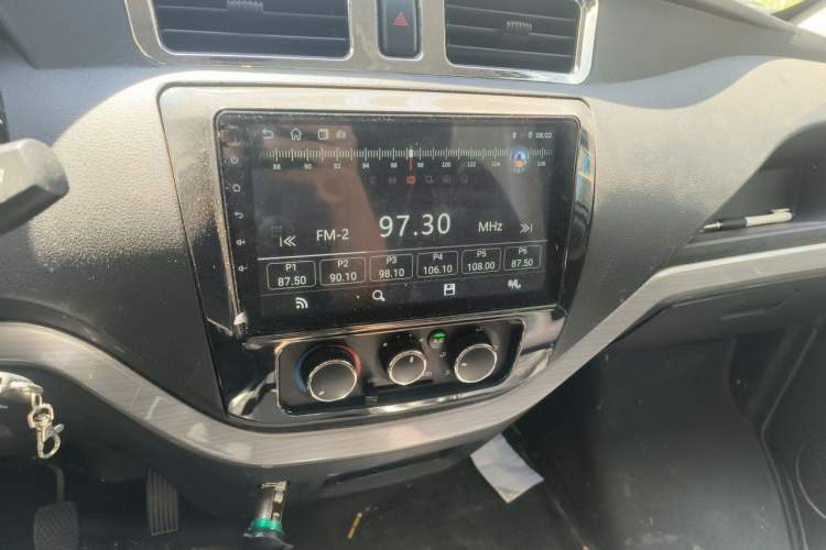 Used Foton Skyworth EV6 2023 Fast and Slow Charging Version Audio And AC Panel