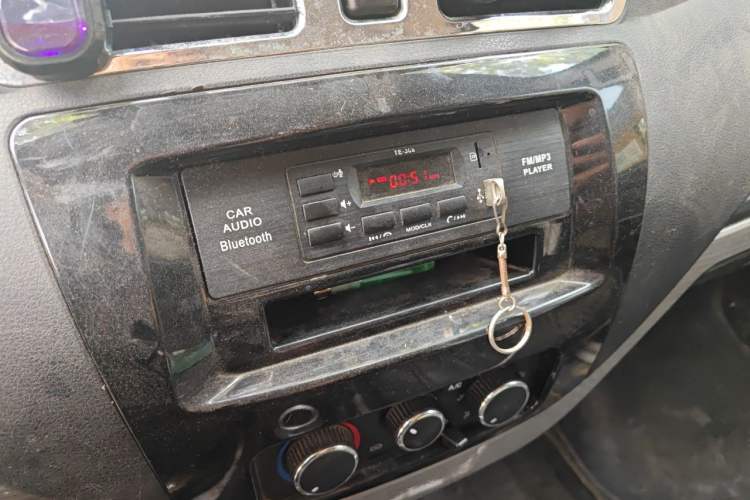 Used Foton Skyworth EV6  Audio And AC Panel