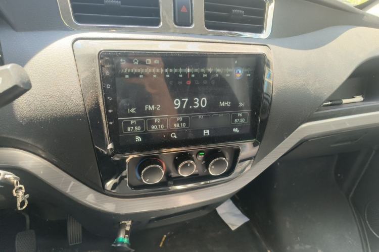 Used Foton Skyworth EV6 2023 Fast and Slow Charging Version Audio And AC Panel