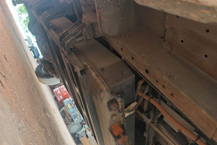 Used Foton Skyworth EV6 2023 Fast and Slow Charging Version Chassis Front Right