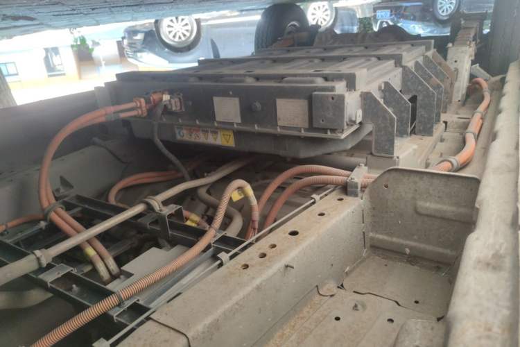 Used Foton Skyworth EV6 2023 Fast and Slow Charging Version Chassis Front Right