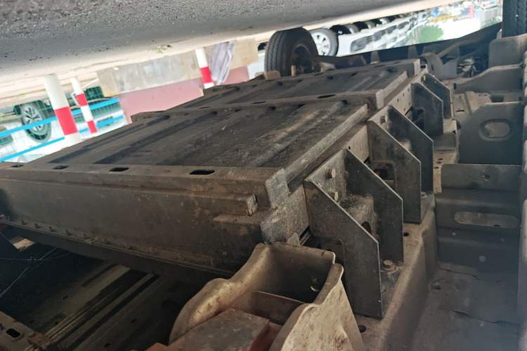 Used Foton Skyworth EV6 2023 Fast and Slow Charging Version Chassis Rear Left
