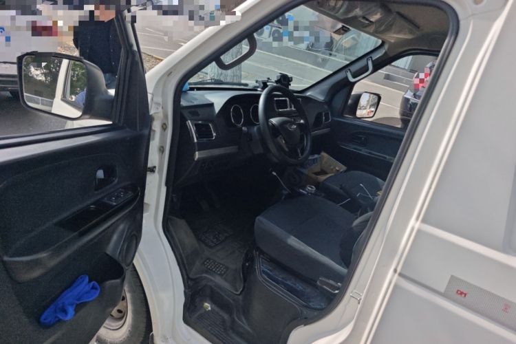 Used Foton Skyworth EV6 2023 Fast and Slow Charging Version Driver Seat