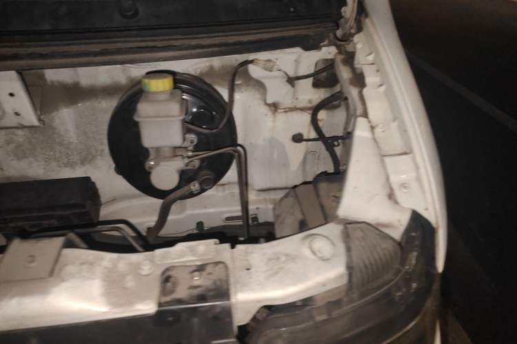 Used Foton Skyworth EV6 2023 Fast and Slow Charging Version Engine Bay Left