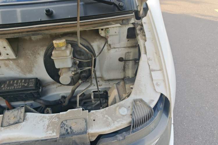 Used Foton Skyworth EV6 2023 Fast and Slow Charging Version Engine Bay Left