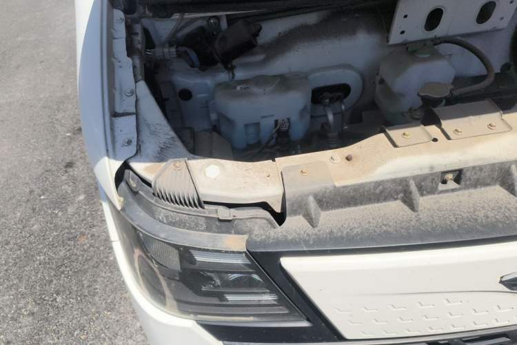 Used Foton Skyworth EV6 2023 Fast and Slow Charging Version Engine Bay Right