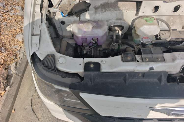 Used Foton Skyworth EV6 2023 Fast and Slow Charging Version Engine Bay Right