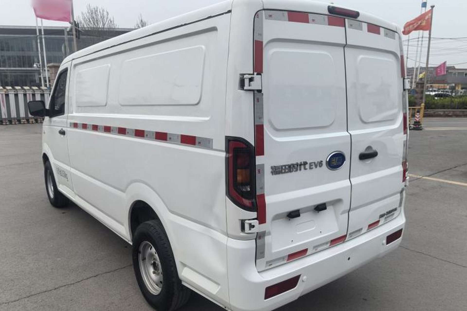 Used Foton Skyworth EV6 2023 Fast and Slow Charging Version Exterior 2