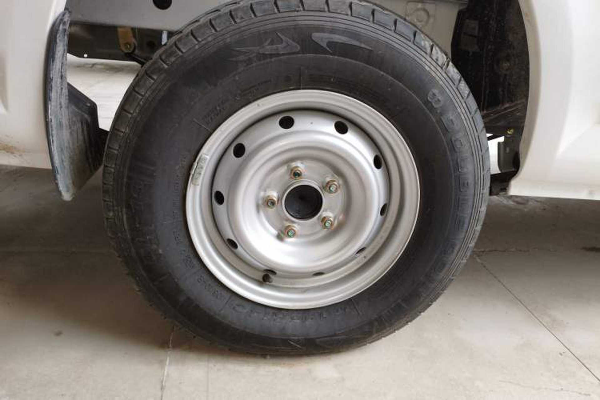 Used Foton Skyworth EV6 2023 Fast and Slow Charging Version Exterior 8