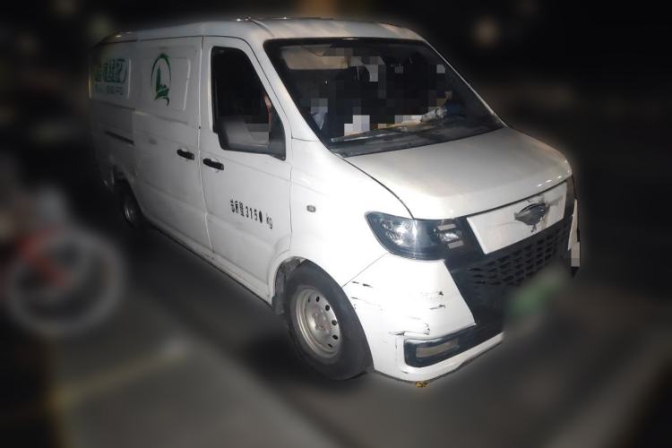 Used Foton Skyworth EV6 2023 Fast and Slow Charging Version Front Right 45 Deg