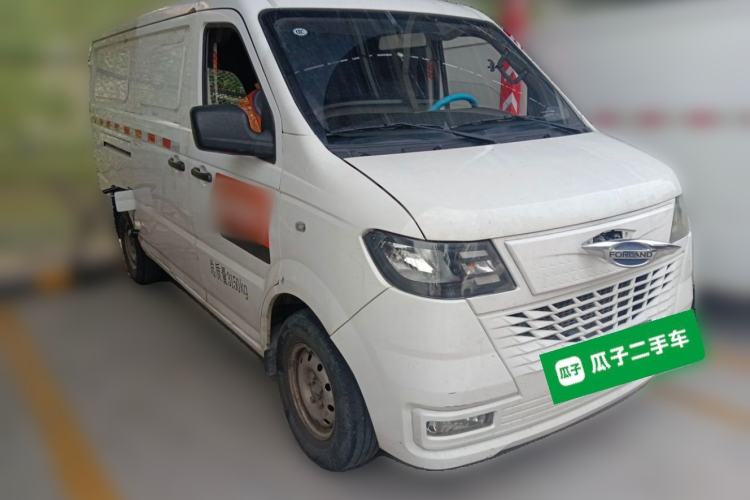 Used Foton Skyworth EV6 2023 Fast-Charging Version Front Right 45 Deg