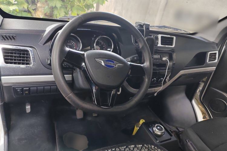 Used Foton Skyworth EV6 2023 Fast-Charging Version Interior 2
