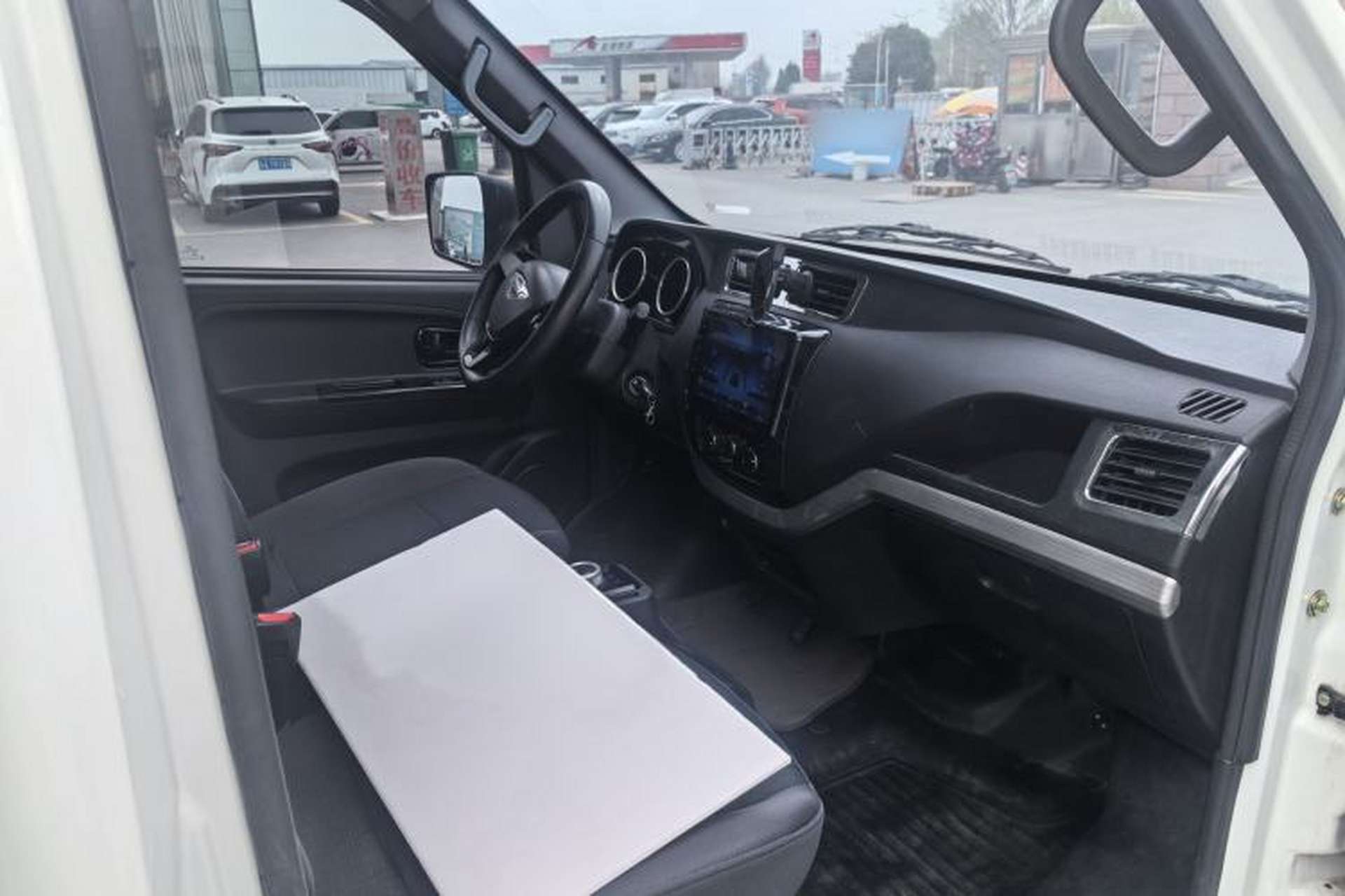 Used Foton Skyworth EV6 2023 Fast and Slow Charging Version Interior 2