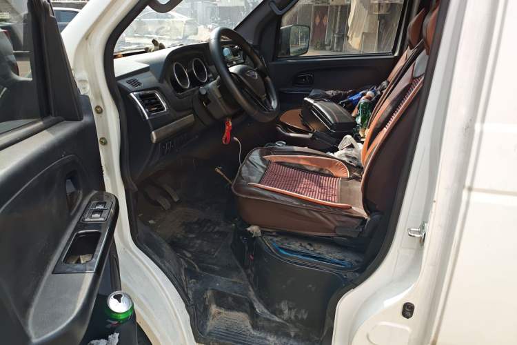 Used Foton Skyworth EV6 2023 Fast-Charging Version Interior 3