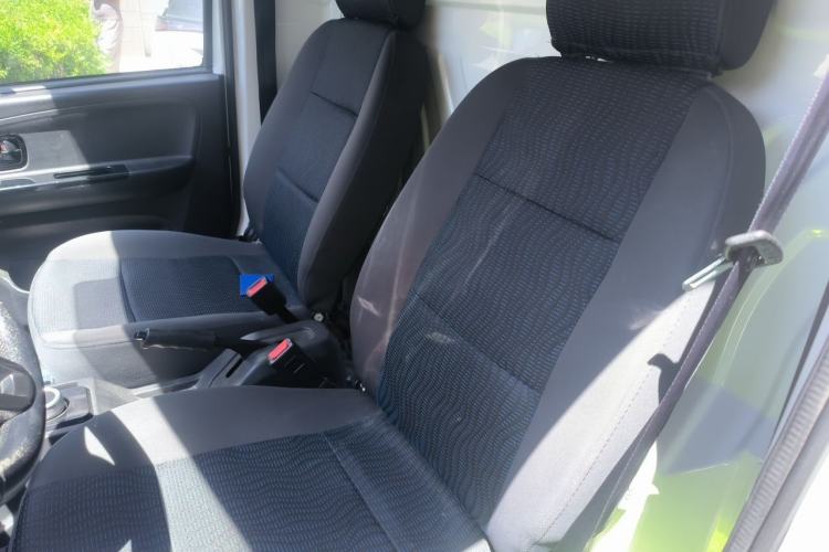 Used Foton Skyworth EV6 2023 Fast and Slow Charging Version Interior 4