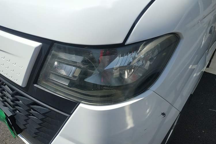 Used Foton Skyworth EV6 2023 Fast and Slow Charging Version Left Front Headlight