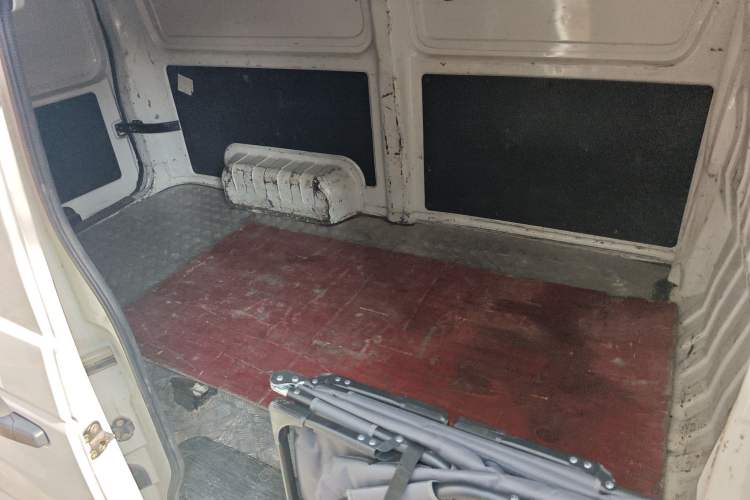 Used Foton Skyworth EV6 2023 Fast and Slow Charging Version Left Rear Seat