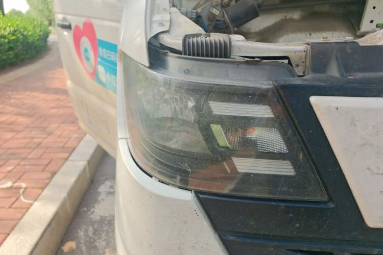 Used Foton Skyworth EV6 2023 Fast and Slow Charging Version Right Front Headlight