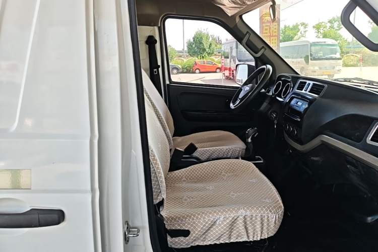 Used Foton Skyworth EV6 2023 Fast and Slow Charging Version Right Front Seat