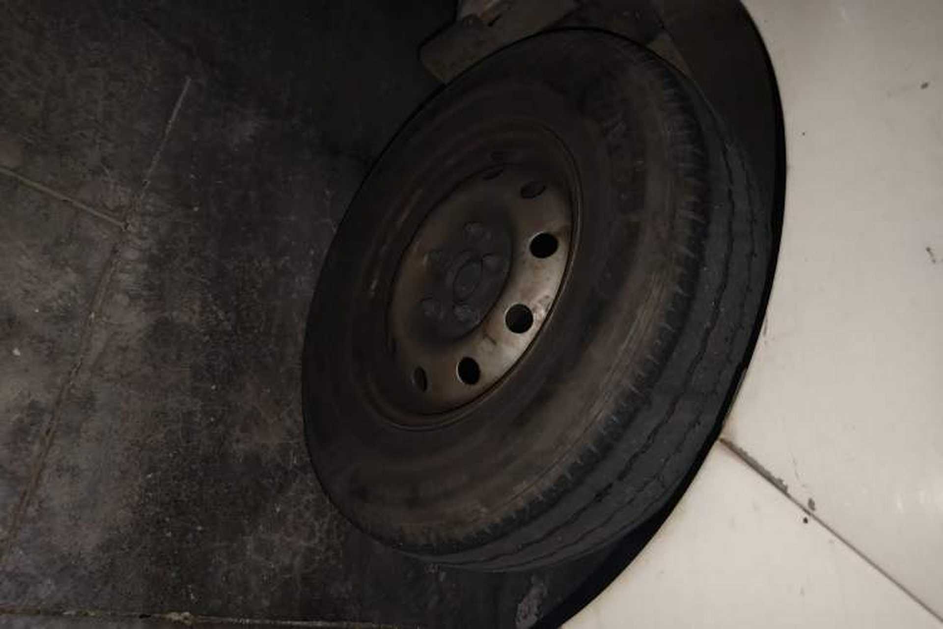 Used Foton Skyworth EV6 2023 Fast and Slow Charging Version Right Front Wheel Hub