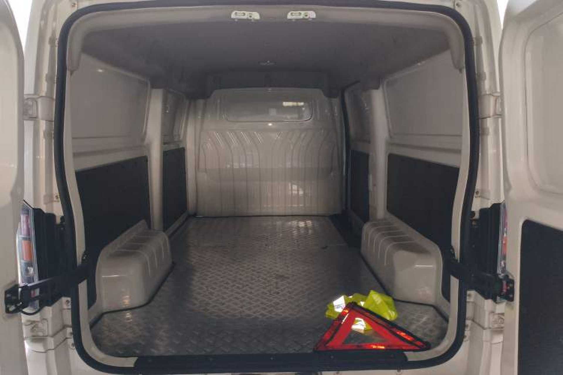 Used Foton Skyworth EV6 2023 Fast and Slow Charging Version Trunk